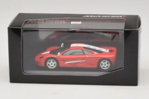 McLaren F1 Червен С Бели Райета Minichamps 1:43 MCLAREN005 Метал — снимка 4 от 4