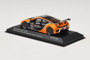 McLaren MP4-12C GT3 #15 Boutsen Racing Bovy / Broggi 24 Hours of Spa 2012 Minichamps 1:43 437121315 Метал — снимка 3 от 4