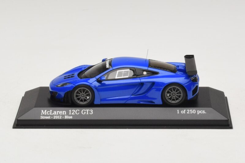 McLaren MP4-12C GT3 Street Син Minichamps 1:43 437121397 Метал