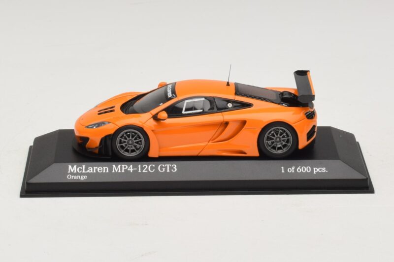 McLaren MP4-12C GT3 Street Оранжев Minichamps 1:43 437121399 Метал