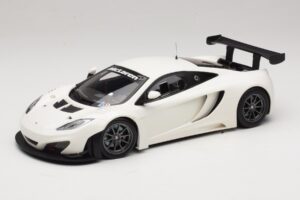 McLaren MP4-12C GT3 Бял 2013 Minichamps 1:18 151121394 Метал