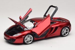 McLaren MP4-12C Червен Металик Minichamps 1:18 110133022 Метал — снимка 2 от 8
