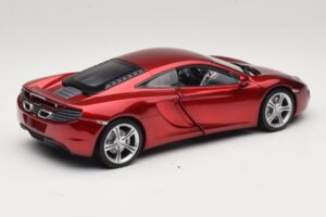 McLaren MP4-12C Червен Металик Minichamps 1:18 110133022 Метал — снимка 3 от 8