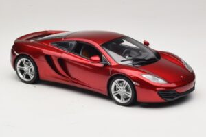 McLaren MP4-12C Червен Металик Minichamps 1:18 110133022 Метал — снимка 6 от 8