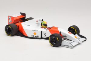McLaren MP4/8 Ford #8 A. Senna Winner Japanese GP 1993 Minichamps 1:18 540931878 Метал — снимка 7 от 7