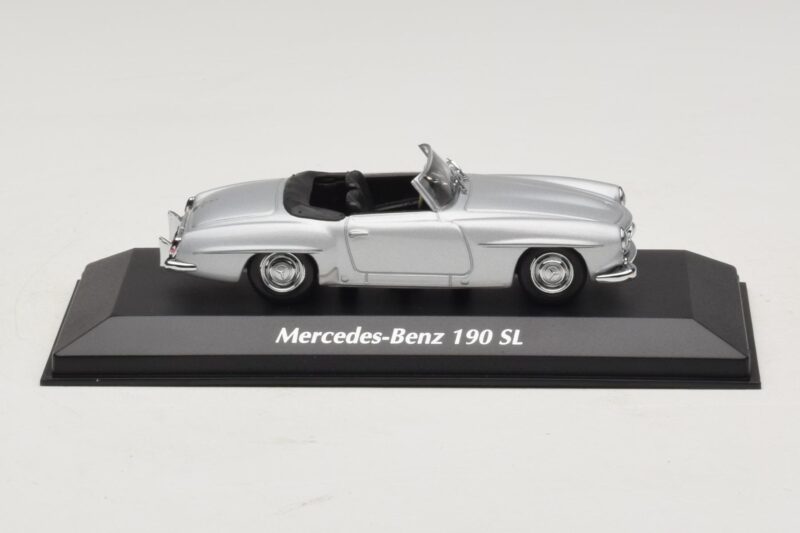 Mercedes 190 SL W121 Сребърен Maxichamps 1:43 940033130 Метал