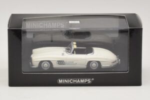 Mercedes 300 SL W198 Родстер Бял Minichamps 1:43 400039034 Метал — снимка 4 от 4