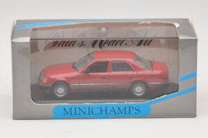 Mercedes 300D W124 Turbo Червен Minichamps 1:43 3210 Метал — снимка 4 от 4