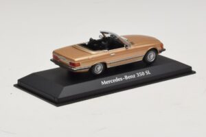 Mercedes 350 SL R107 Златист Maxichamps 1:43 940033431 Метал — снимка 2 от 4