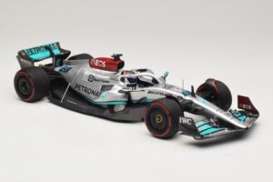 Mercedes AMG Petronas W13 E Performance #63 G. Russell Spanish GP 2022 Minichamps 1:18 110220063 Метал — снимка 4 от 7