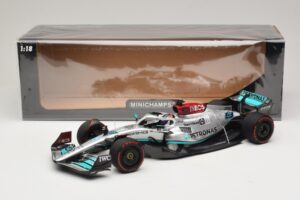 Mercedes AMG Petronas W13 E Performance #63 G. Russell Spanish GP 2022 Minichamps 1:18 110220063 Метал — снимка 6 от 7