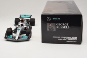 Mercedes AMG Petronas W13 E Performance #63 G. Russell Spanish GP 2022 Minichamps 1:18 110220063 Метал — снимка 7 от 7