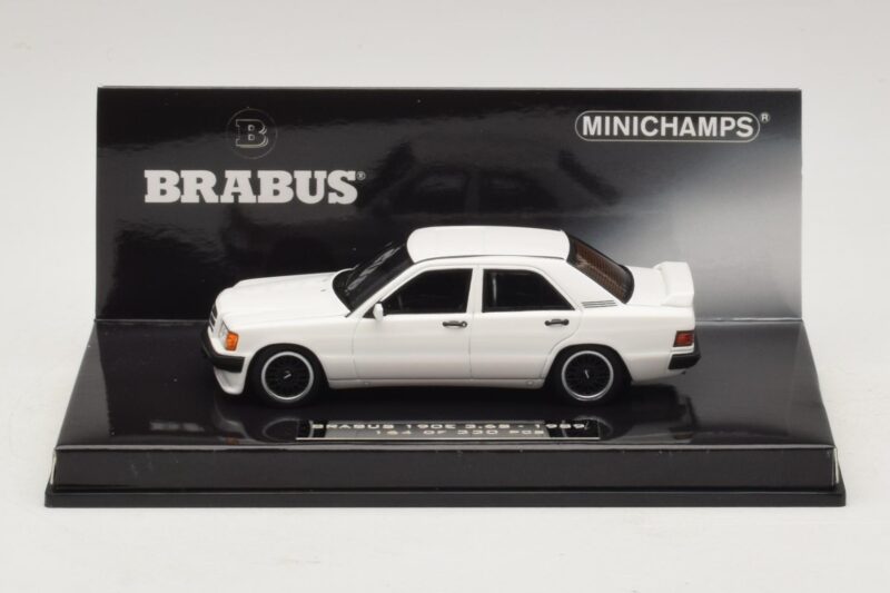 Mercedes Brabus 3.6S 190E W201 Бял Minichamps 1:43 437032602 Метал