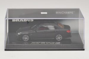 Mercedes Brabus 850 E63 W212 Мат Черен Minichamps 1:43 437034101 Метал — снимка 4 от 5