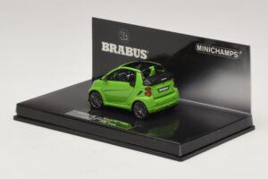 Mercedes Brabus Ultimate 120 Кабриолет Зелен Minichamps 1:43 437032731 Метал — снимка 3 от 5