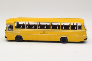 Mercedes O 302 Deutsche Bundespost Minichamps 1:43 439035191 Метал — снимка 3 от 6