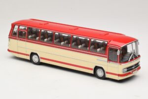 Mercedes O 302 Червен Крем Minichamps 1:43 439035190 Метал — снимка 4 от 6