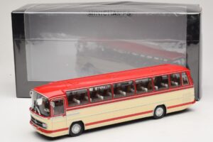 Mercedes O 302 Червен Крем Minichamps 1:43 439035190 Метал — снимка 6 от 6