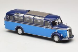 Mercedes O 3500 Автобус Светлосин Тъмносин Minichamps 1:43 439360011 Метал — снимка 4 от 6