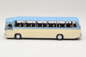 Mercedes O302 Син Кремав Minichamps 1:43 439035181 Метал — снимка 3 от 6