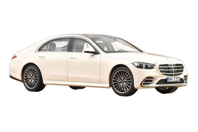 Mercedes S-Class W223 AMG Line Бял Norev 1:18 Mercedes S-Class W223 AMG Line Бял Norev 1:18 183807 Метал