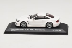 Mercedes SL65 AMG R230 Black Series Мат Бял Minichamps 1:43 400038222 Метал