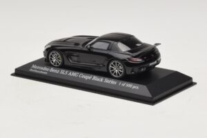 Mercedes SLS AMG C197 Black Series Черен Металик Minichamps 1:43 437033020 Метал — снимка 3 от 4