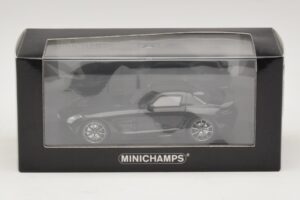 Mercedes SLS AMG C197 Black Series Черен Металик Minichamps 1:43 437033020 Метал — снимка 4 от 4