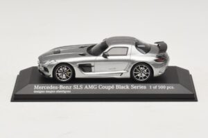 Mercedes SLS AMG C197 Black Series Сив Металик Minichamps 1:43 437033024 Метал