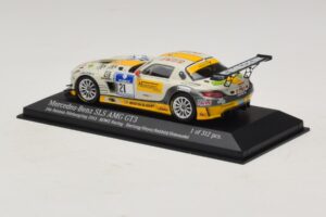 Mercedes SLS AMG GT3 #21 Rowe Racing Hartung / Heyer Nurburgring 24 Hours 2013 Minichamps 1:43 410133221 Метал — снимка 3 от 4