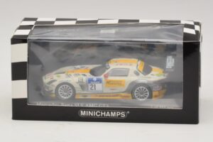 Mercedes SLS AMG GT3 #21 Rowe Racing Hartung / Heyer Nurburgring 24 Hours 2013 Minichamps 1:43 410133221 Метал — снимка 4 от 4