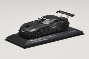 Mercedes SLS AMG GT3 45 Years of Driving Performance Черен Minichamps 1:43 410133200 Метал — снимка 2 от 4