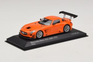 Mercedes SLS AMG GT3 Street Orange Minichamps 1:43 410113204 Метал — снимка 2 от 4