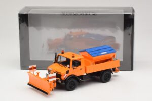 Mercedes Unimog 1300 L Снегорин Оранжев Minichamps 1:43 439033060 Метал — снимка 6 от 6