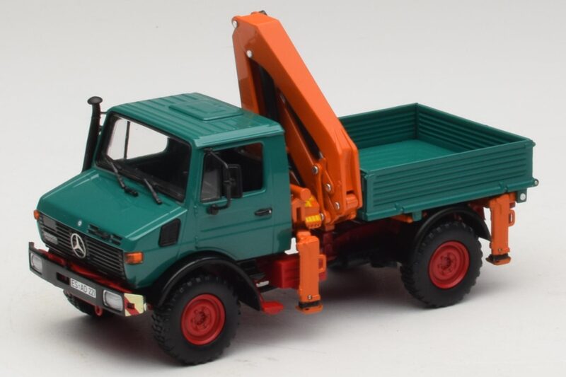 Mercedes Unimog 1300 L Самосвал с Товарен Кран Minichamps 1:43 439033000 Метал