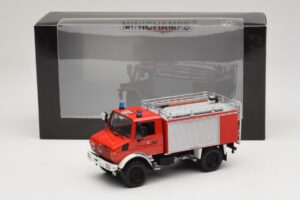 Mercedes Unimog 1300 L TLF 8/18 FF Oberammergau Minichamps 1:43 439033071 Метал — снимка 6 от 6