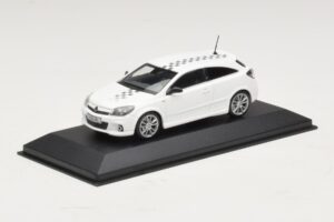 Opel Astra H OPC Nurburgring Edition Бял Minichamps 1:43 ASTRA005 Метал — снимка 2 от 4