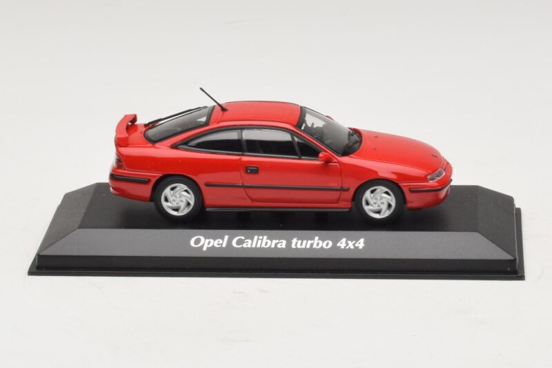Opel Calibra Turbo 4x4 Червен Maxichamps 1:43 940045721 Метал