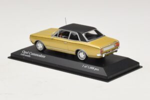 Opel Commodore A Златист Металик Minichamps 1:43 430046165 Метал — снимка 3 от 4