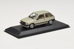 Opel Corsa A Светлозелен Метален Minichamps 1:43 CORSA001 Метал — снимка 2 от 4