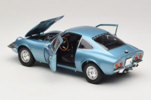 Opel GT Blue Metallic Minichamps 1:18 180049030 Метал — снимка 5 от 8