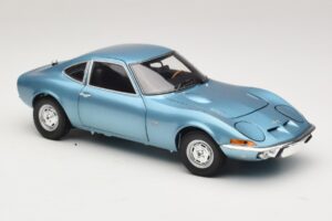 Opel GT Blue Metallic Minichamps 1:18 180049030 Метал — снимка 6 от 8
