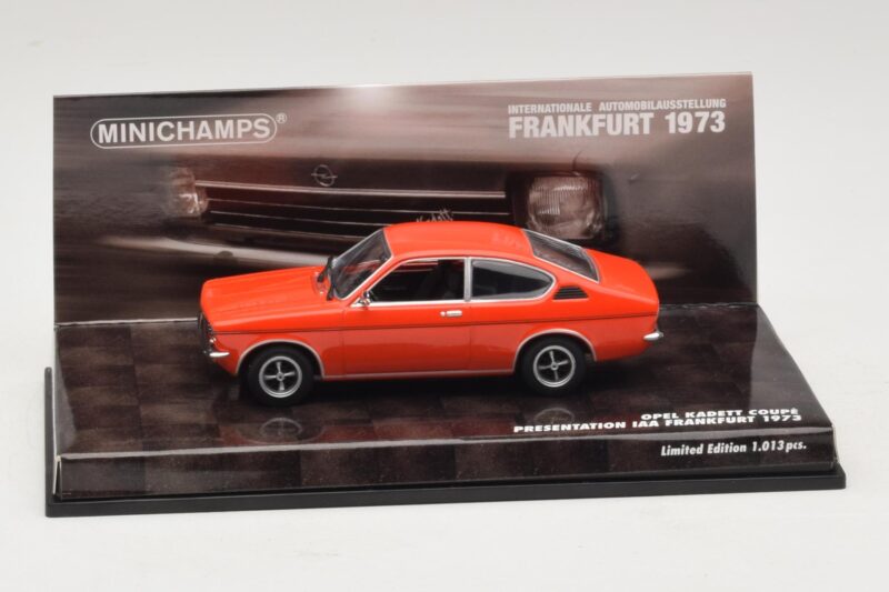 Opel Kadett C Купе Представяне IAA Frankfurt Червен Minichamps 1:43 436045620 Метал