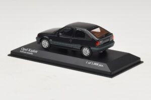 Opel Kadett E Black Metallic Minichamps 1:43 400045901 Метал — снимка 3 от 4