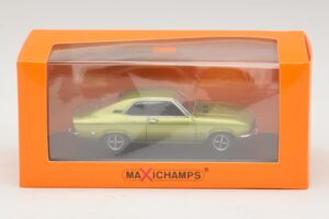 Opel Manta A Зелен Метален Maxichamps 1:43 940045501 Метал — снимка 4 от 4