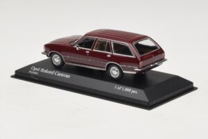 Opel Rekord D Caravan Червен Minichamps 1:43 400044012 Метал — снимка 3 от 4