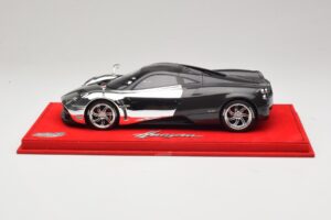 Pagani Huayra Chrome Silver Уникален Екземпляр BBR 1:18 P1873CM Смола — снимка 3 от 7