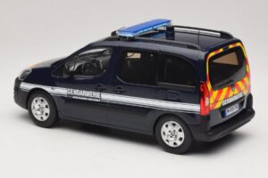 Peugeot Partner Gendarmerie Тъмносин Norev 1:18 184890 Метал — снимка 5 от 6