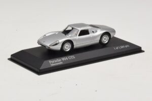 Porsche 904 GTS Сребърен Minichamps 1:43 400065721 Метал — снимка 2 от 4
