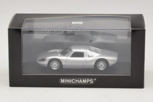 Porsche 904 GTS Сребърен Minichamps 1:43 400065721 Метал — снимка 4 от 4